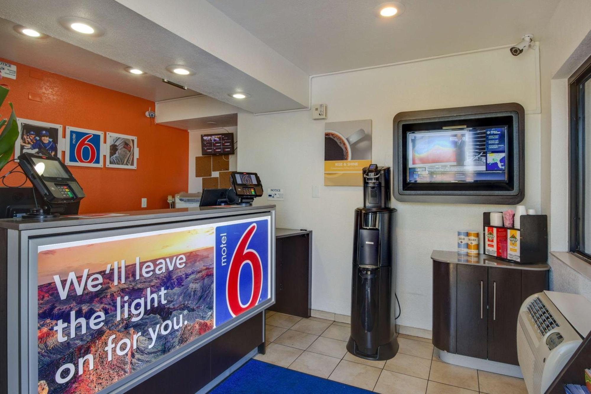 Motel 6-Tempe, Az - Broadway - Asu Esterno foto