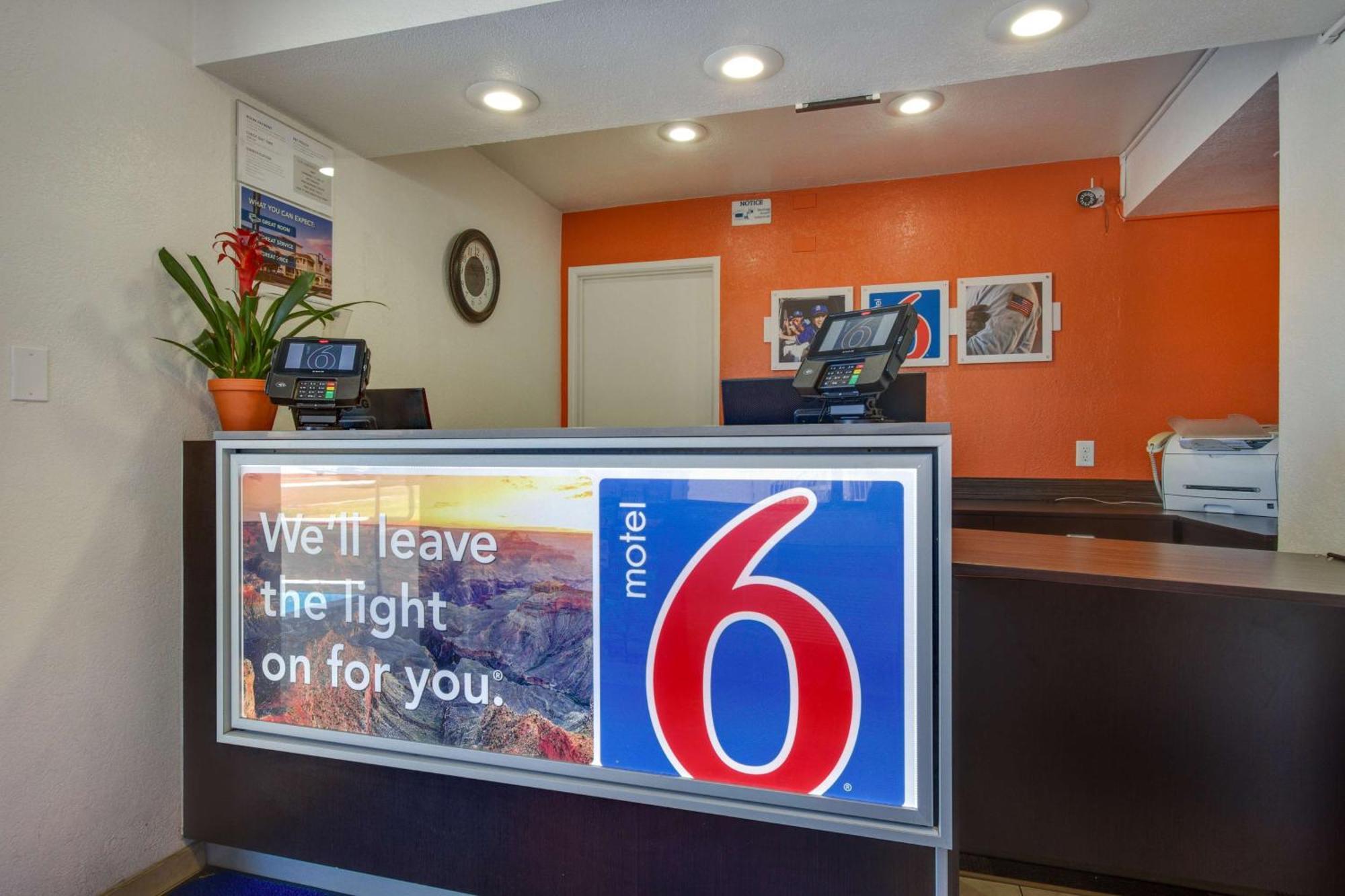 Motel 6-Tempe, Az - Broadway - Asu Esterno foto
